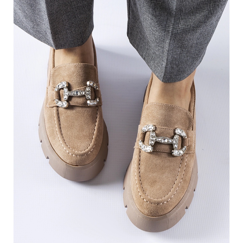 Mocasines beige con pedrería de Giacomo 1 Mocasines beige con pedrería de Giacomo 1