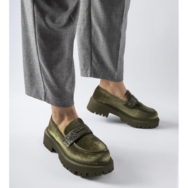 Mocasines verdes decorados con pedrería Longuelo 1