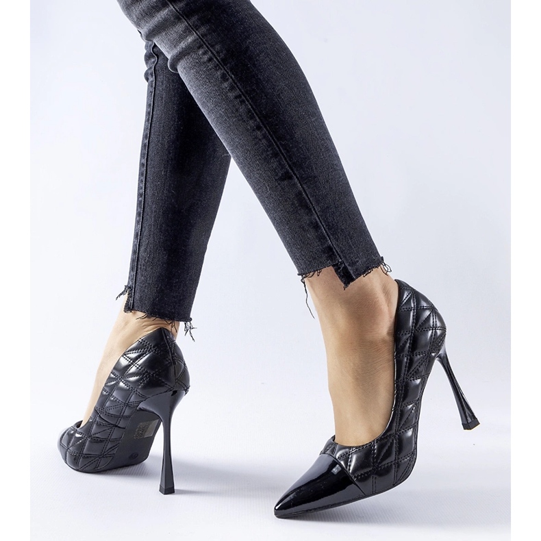 Tacones Benito acolchados negros 1 Tacones Benito acolchados negros 1