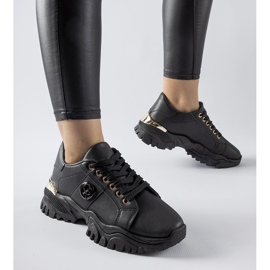 Zapatillas negras con suela masiva de Arpaia. negro 1