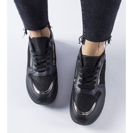 Zapatillas negras con hilo decorativo de Facondo negro 3