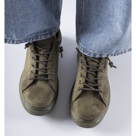 Zapatillas verdes con plataforma Cipriano. 1 Zapatillas verdes con plataforma Cipriano. 1