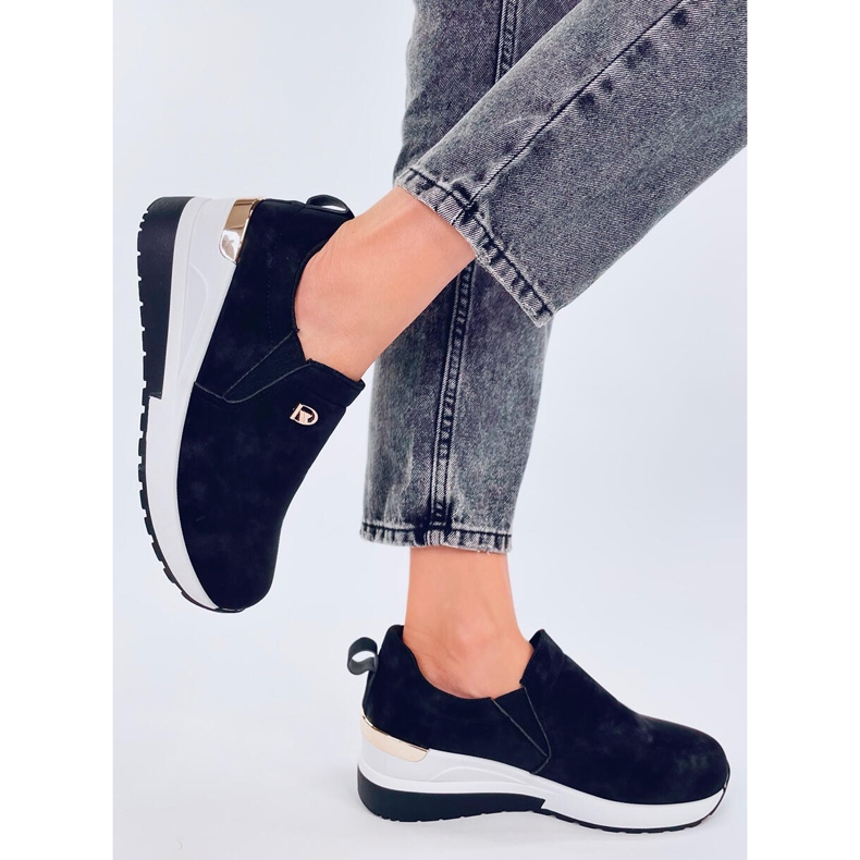 Hense Zapatos cuña negros 2