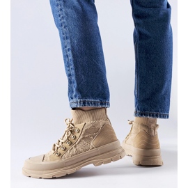 Zapatillas altas de tela beige de Casalma 1