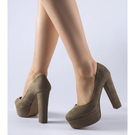Zapatos de tacón verdes de Sambiase 1