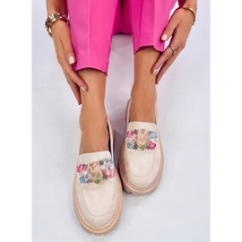 Stefani Mocasín plataforma beige con piedras 4