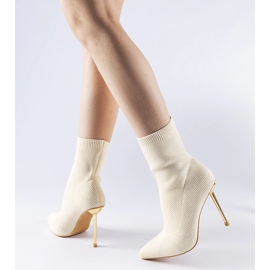 Botines estilo calcetín beige de Vincoli 2