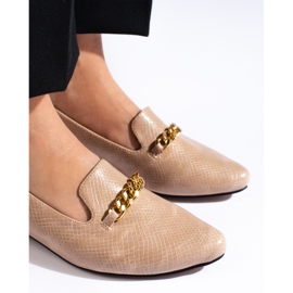 Señores puntiagudos de mujer beige de Daszyński 2