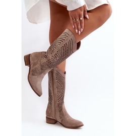 Zazoo 3305/P Botas capuchino caladas a media pantorrilla de ante beige 6