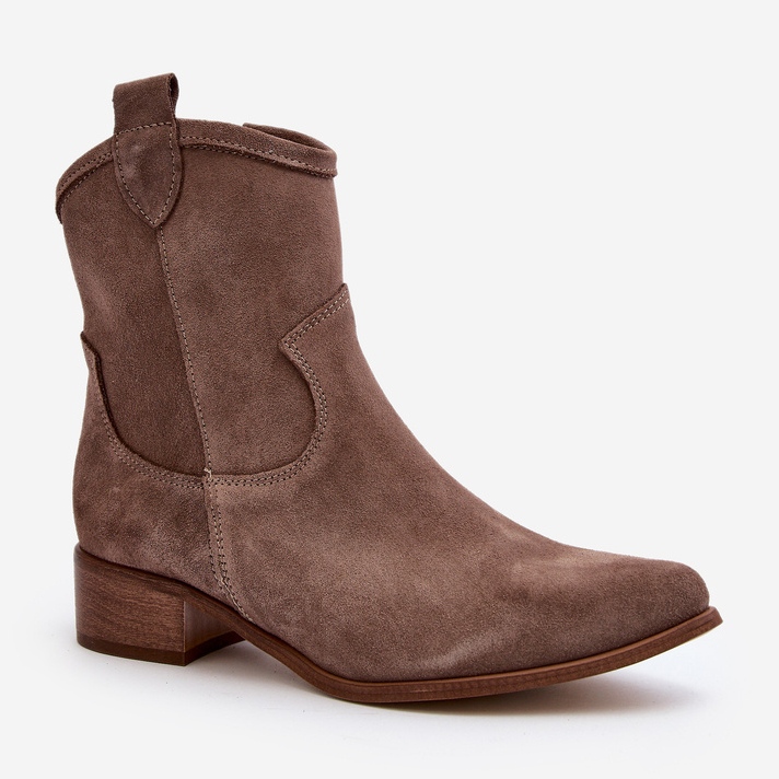 Zazoo 3329 Botas Vaqueras De Ante Con Tacón Bajo Beige Oscuro 2 Zazoo 3329 Botas Vaqueras De Ante Con Tacón Bajo Beige Oscuro 2