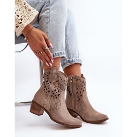 Zazoo 3394 Botas de tacón alto capuchino caladas para mujer beige 1