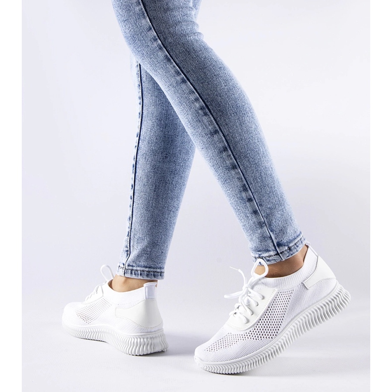 Zapatillas blancas caladas de Pierantonio blanco 1 Zapatillas blancas caladas de Pierantonio blanco 1