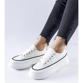 Zapatillas blancas con plataforma Plesio. blanco 3