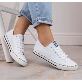 Deportivas bajas caladas en piel ecológica, blanco Big Star FF274024 7