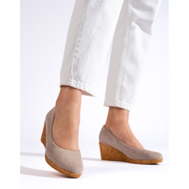 Zapatos de cuña beige oscuro 1