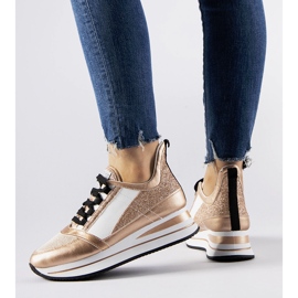 Zapatillas deportivas con purpurina dorada en la plataforma Marce. dorado 2