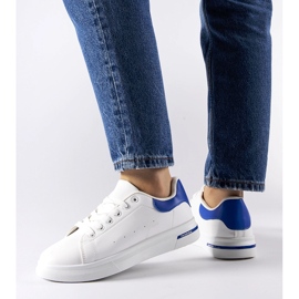 Deportivas Leland blancas y azul marino blanco 1