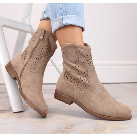Botines de mujer calados en ante beige S.Barski HY66-135 4