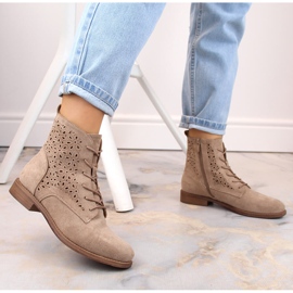 Botas mujer ante caladas beige S.Barski HY66-136 4