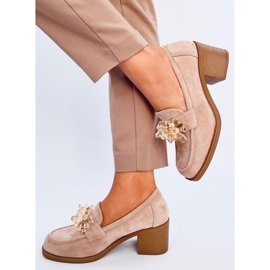 Lorenz Mocasín tacón camel con pedrería beige 4