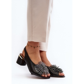 Sandalias Piel Con Adorno Laura Messi 2719 Negro 3