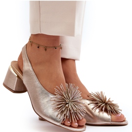 Sandalias Piel Con Adorno Laura Messi 2719 Dorado 11