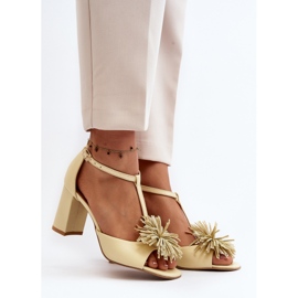Sandalias De Piel Con Tacón Alto Con Adorno Laura Messi 2758 Beige 3