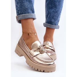 Zapatos de piel, mocasines con decoración dorada CheBello 4291. dorado 7