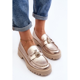 Zapatos de piel, mocasines con decoración dorada CheBello 4291. dorado 9