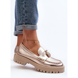 Zapatos de piel, mocasines con decoración dorada CheBello 4291. dorado 10