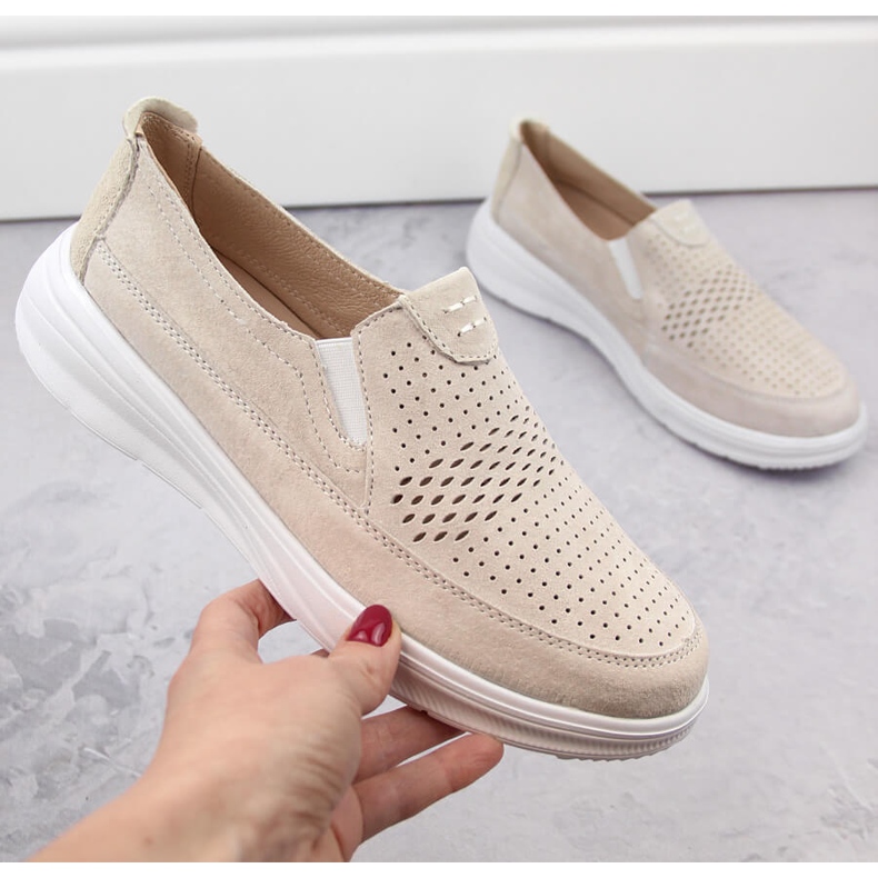 Zapatos deportivos sin cordones de mujer calados de piel T.Sokolski 278 gris 1