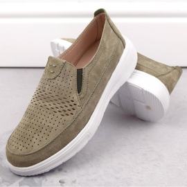 Zapato deportivo sin cordones para mujer calado en piel, verde T.Sokolski 278 2