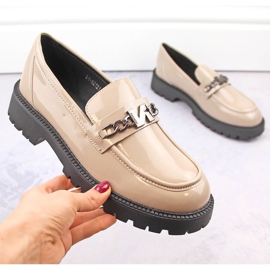 Mocasines mujer beige charol tacón y plataforma Vinceza 62121 1