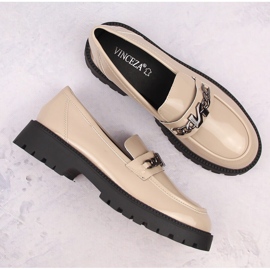 Mocasines mujer beige charol tacón y plataforma Vinceza 62121 3