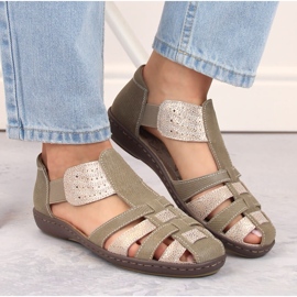 Sandalias de mujer de piel beige y dorada, T.Sokolski 4