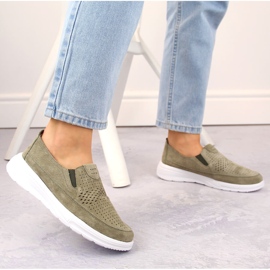 Zapato deportivo sin cordones para mujer calado en piel, verde T.Sokolski 278 4