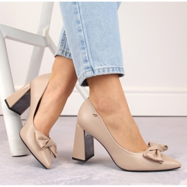 Zapatos de salón de mujer con tacón alto decorativo y lazo, Vinceza 62104 beige 4