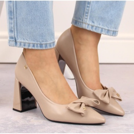Zapatos de salón de mujer con tacón alto decorativo y lazo, Vinceza 62104 beige 6