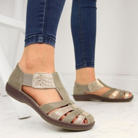 Sandalias T.Sokolski W SCA168A de piel, beige y dorado 8