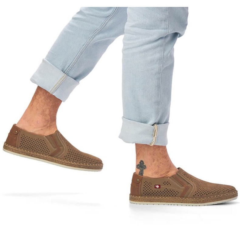 Zapatos de piel calados Rieker M RKR503A, beige 1