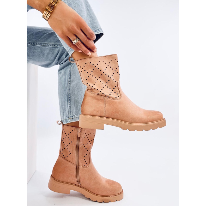 Botas caladas Issey Caqui beige 1