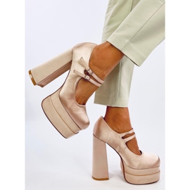 Zapatos de tacón con plataforma de raso beige Prandi 2