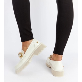 Mocasines charol beige Goe NN2N4202 3