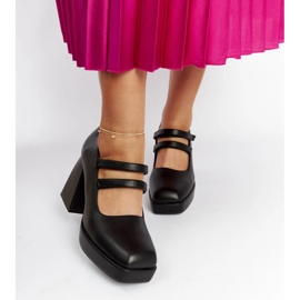 Zapatos de salón Cher negros con tacón en bloque enorme 2