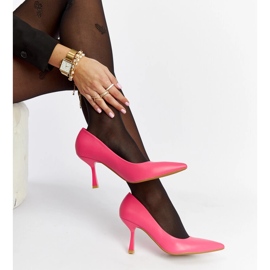 Zapatos de tacón bajo Nixon rosa 1