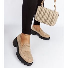 Mocasines beige con tacón macizo de Parent 3