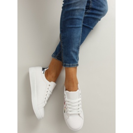 Deportivas con parches kiss kiss BLANCO / PLATA 5