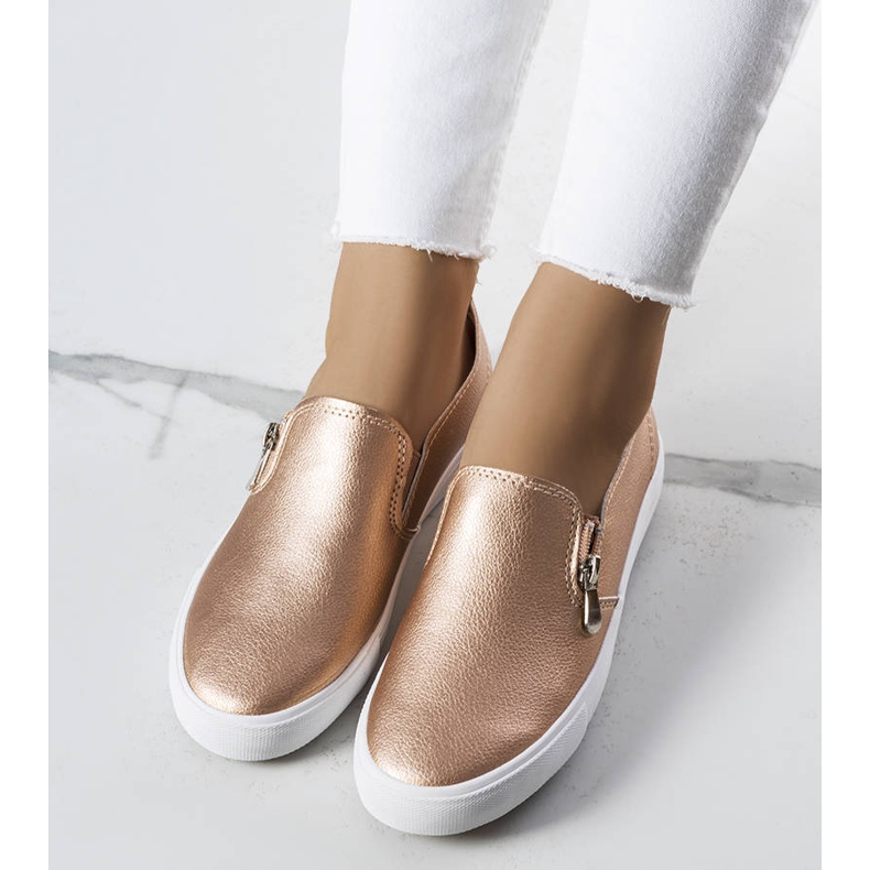 Deportivas Denain ecopiel doradas dorado 1 Deportivas Denain ecopiel doradas dorado 1