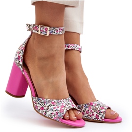 Sandalias de tacón alto florales Vitamella fucsia rosado 9