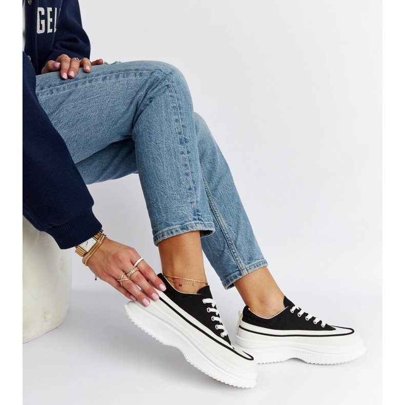 Zapatillas Plesio negras con plataforma negro 1